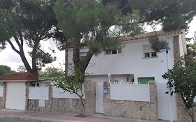 Casa Pinares